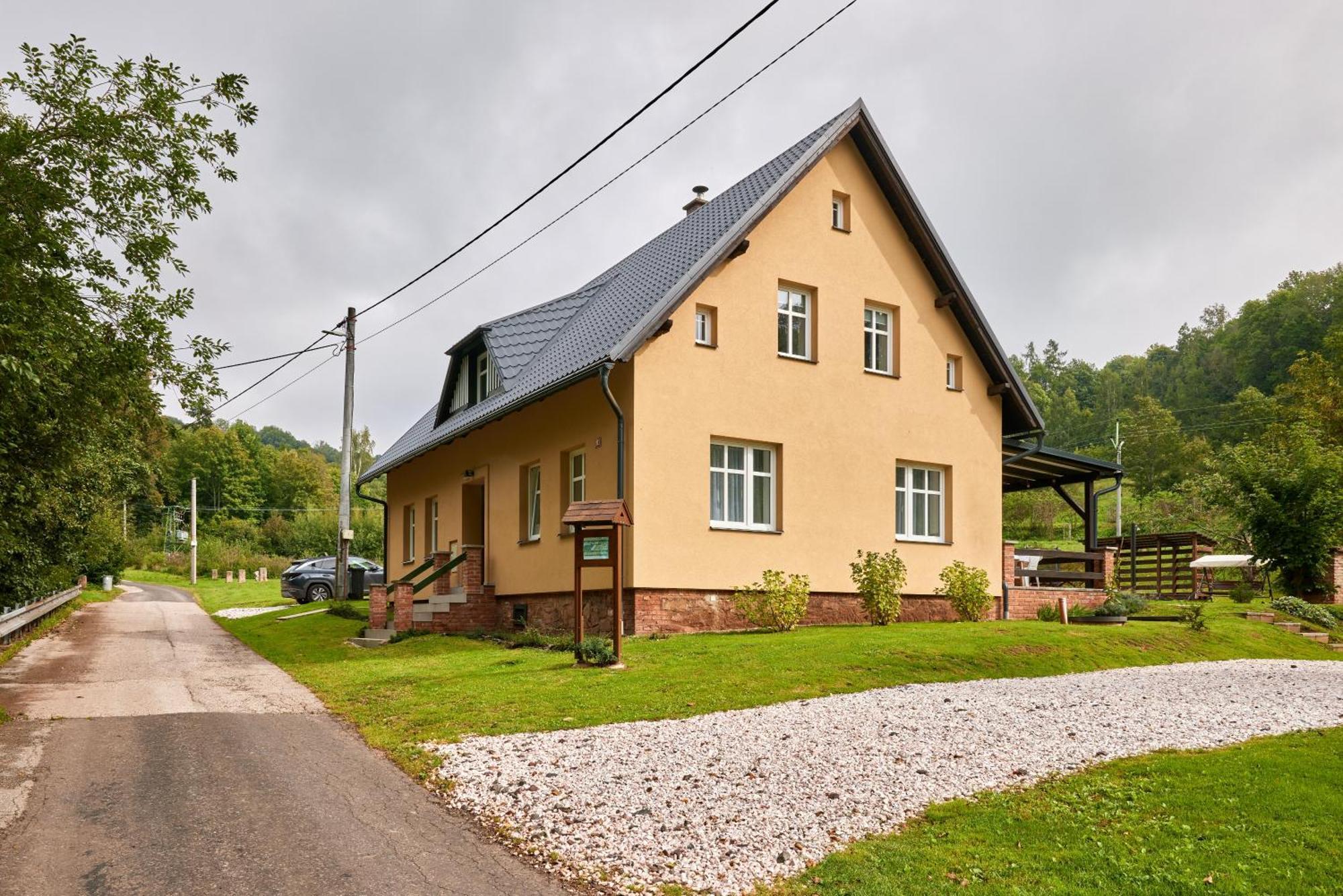 Apartmany Rudnik Bolkov Eksteriør billede